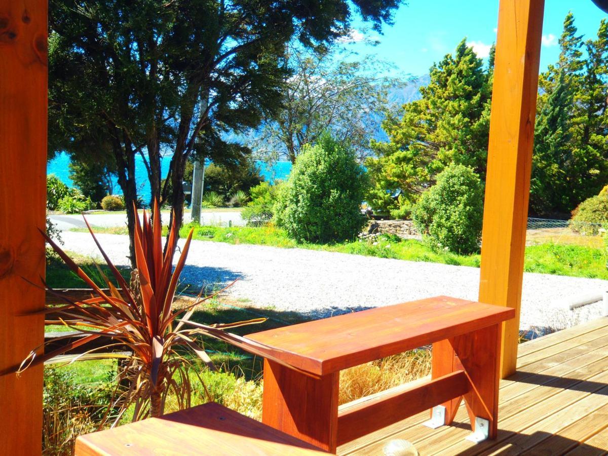 Lakefront Fantail Cottage Lake Hawea, Wanaka Buitenkant foto