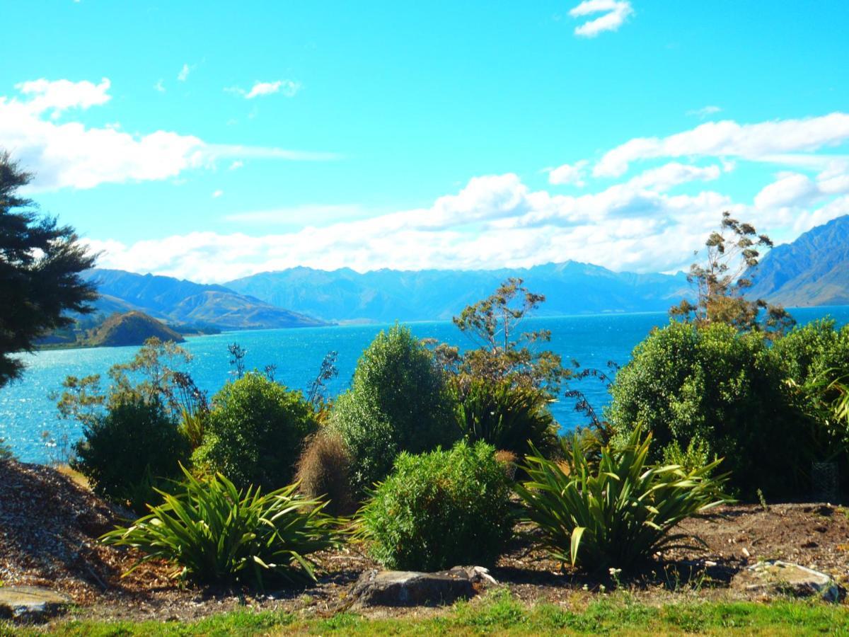 Lakefront Fantail Cottage Lake Hawea, Wanaka Buitenkant foto